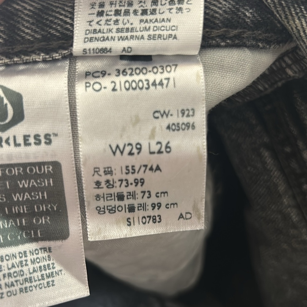 Levi’s 501 Black Distressed Denim Jeans - Picture 8 of 10